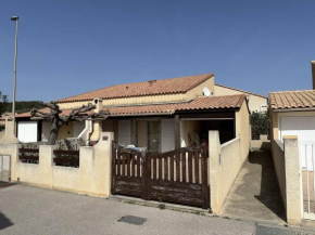 HOLIDAYLAND 202 VILLA T3 MEZZANINE 6 couchages NARBONNE PLAGE